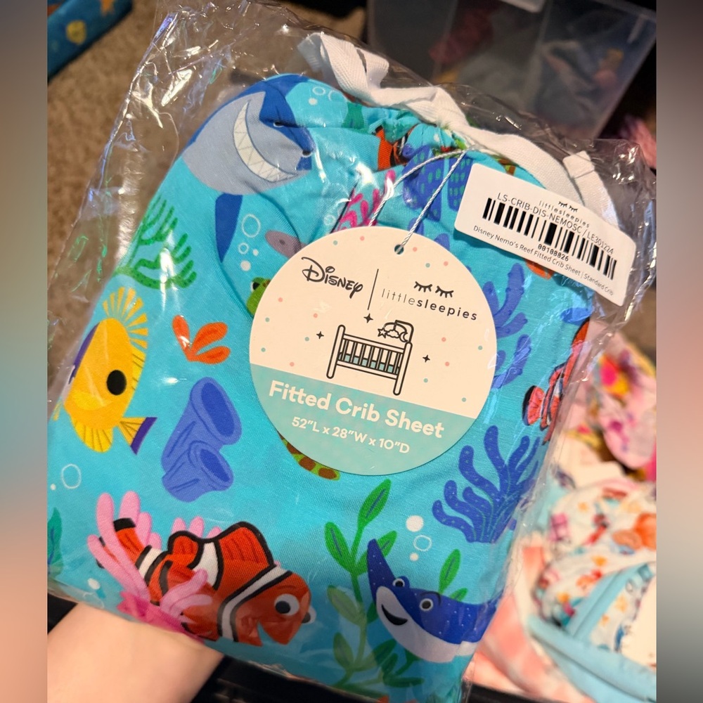 LITTLE SLEEPIES FINDING NEMO CRIB SHEET NWT NIB